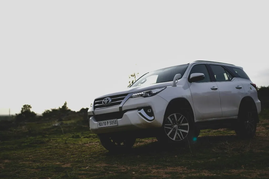 unsplash_dpreeHRIIDA_Toyota - 2018 Fortuner .webp